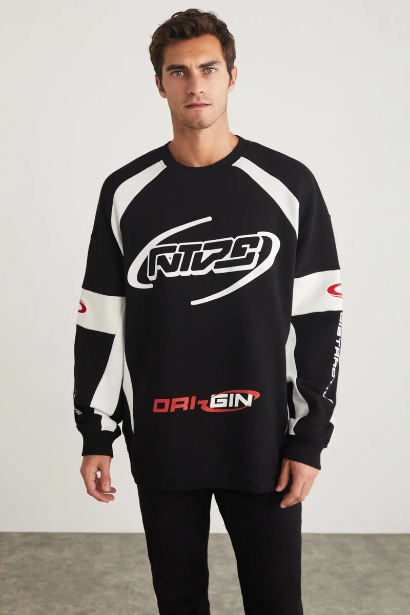 جريميلانج Breez Men's 100% Organic Cotton Oversize Pieced Sports Print Detailed Crew Neck Black Sweatshirt