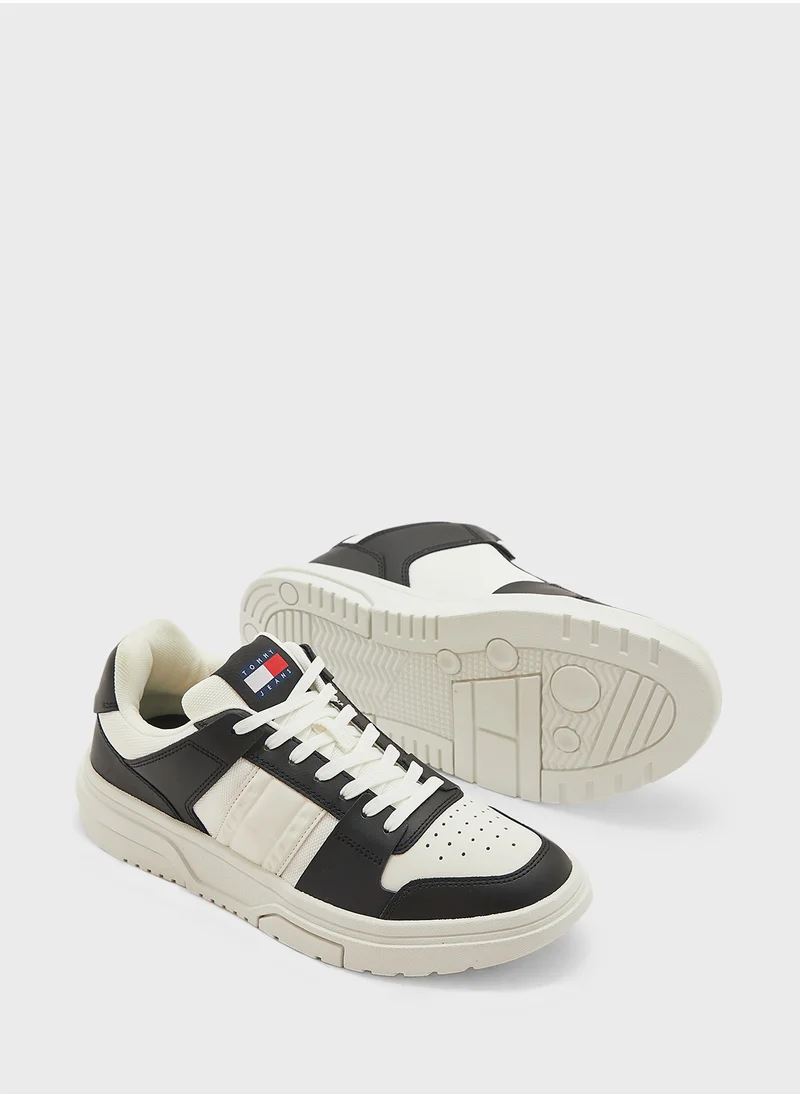 TOMMY JEANS Lace Up Low Top Sneakers