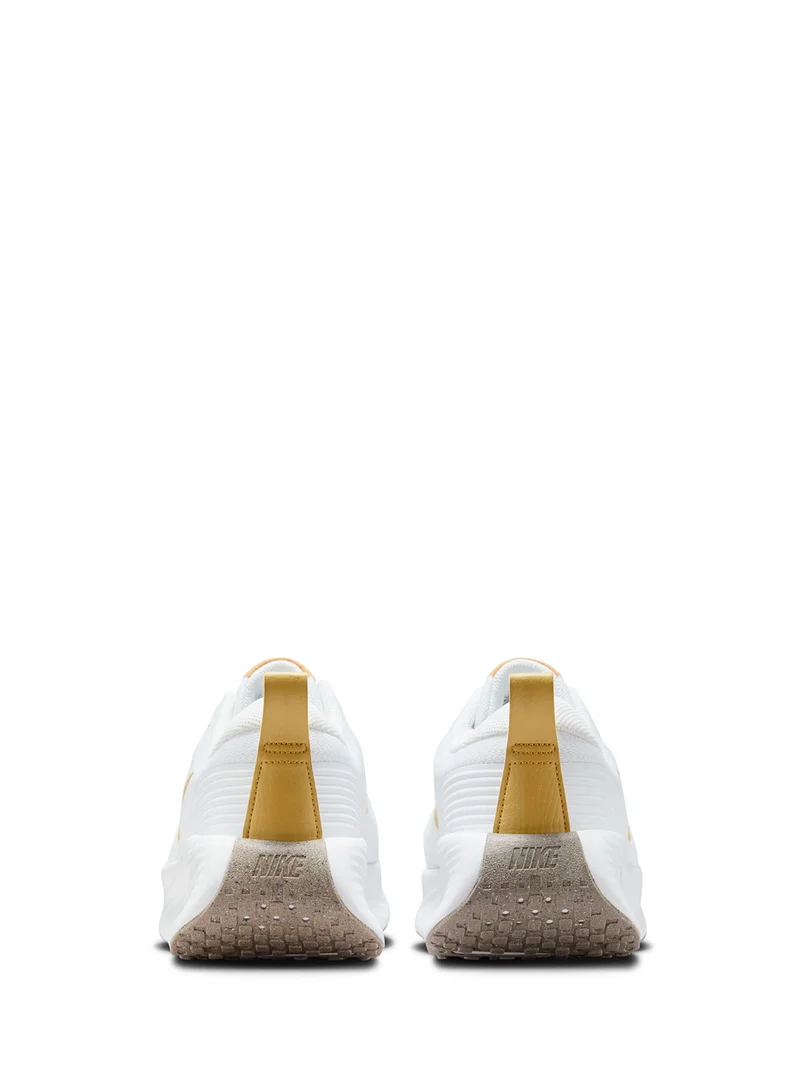 Nike Promina