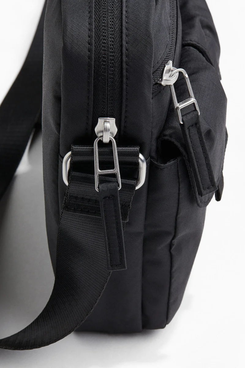 H&M Small shoulder bag