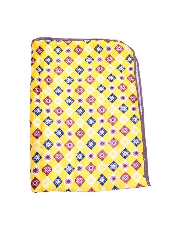Padded ground seating mat for trips, camping, hiking, and wilderness, heritage rug, size 130X200 cm