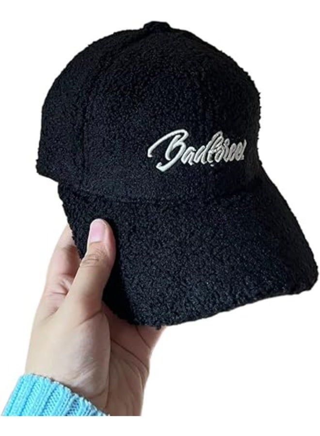 Women's winter warm baseball cap with faux fur lining, stylish design and curved brim, suitable for everyday wear.