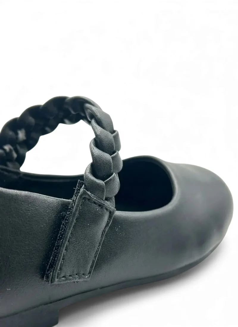 Geoomnii  Junior Girls’ Closed Flat Shoes – Comfortable, Lightweight & Everyday Wear for Women | Best Price UAE