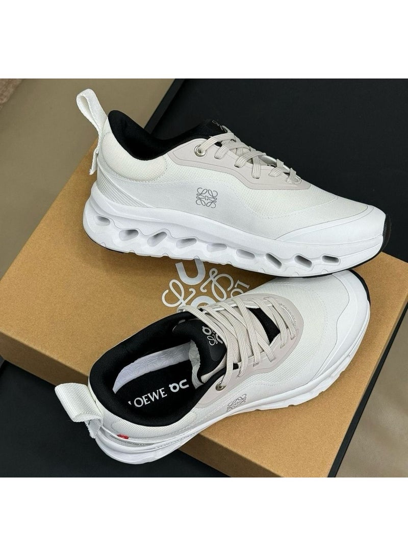 اون راننج حذاء رياضي On Running x Loewe Cloudtilt 2 باللون الأبيض الرملي - Image 3