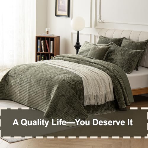 LR Rocaloca Velvet Oversized King Size Quilt Set 120x128 Soft Striped Bed Cover Set All Seasons Cozy Breathable Bedspread Includes 2 Pillowcases 20×36,Army Green - Image 3