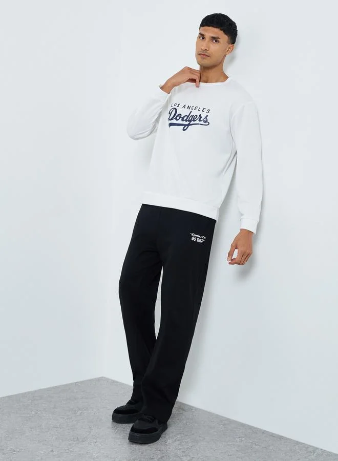 Styli Styli Men Black Slogan Print Oversized Joggers