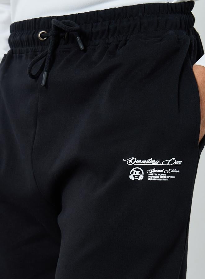 ستايلي بنطال جوغرز فضفاض بطبعة كتابة - Image 3