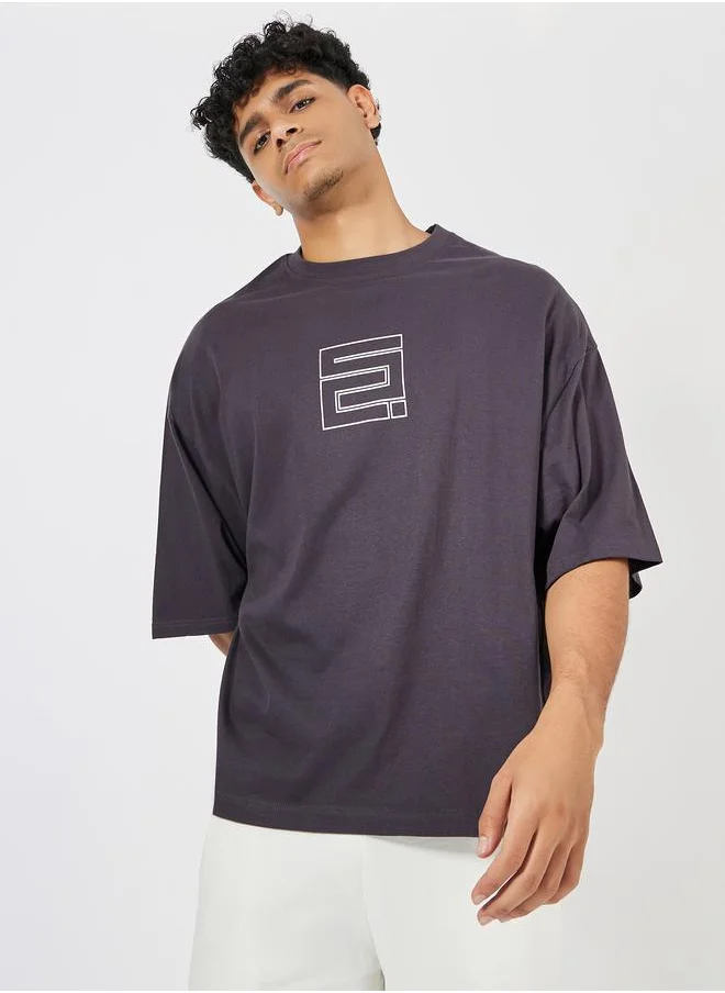 Styli Chest Graphic Compact Jersey Boxy T-Shirt