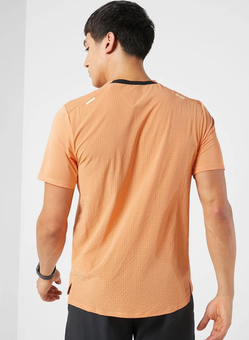 Nike Men's Dri-FIT Rise 365 Trail Running Top