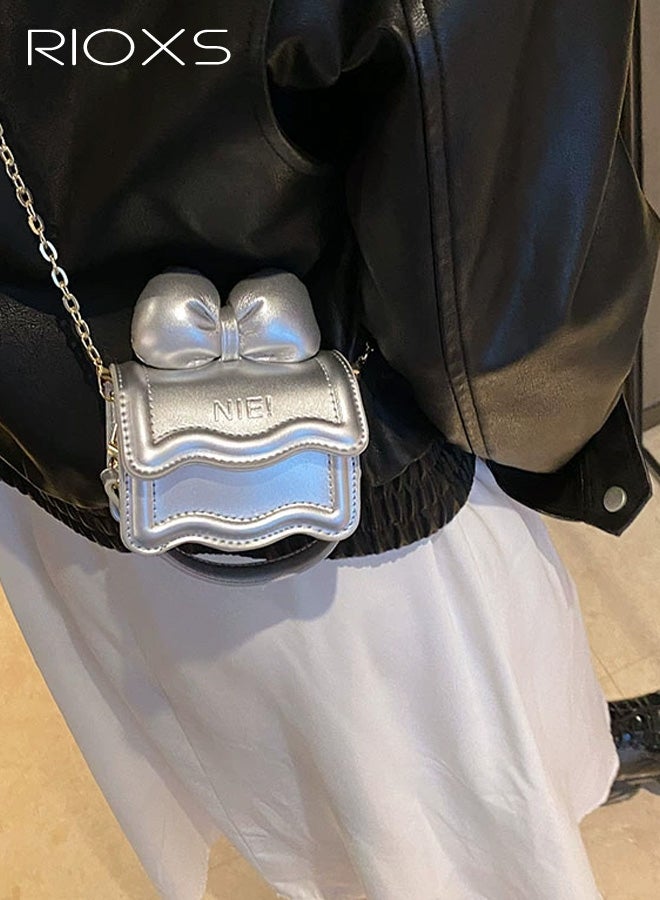 ريوكس حقيبة صغيرة للفتيات الصغيرات، حقيبة كتف من جلد البولي يوريثان مع عقدة فيش للفتيات الصغيرات، حقائب يد خفيفة الوزن بأسلوب أميرة مع مقبض علوي وسلسلة ذهبية قابلة للفصل، حقيبة كتف للحفلات والسفر والتسوق، فضية - Image 3