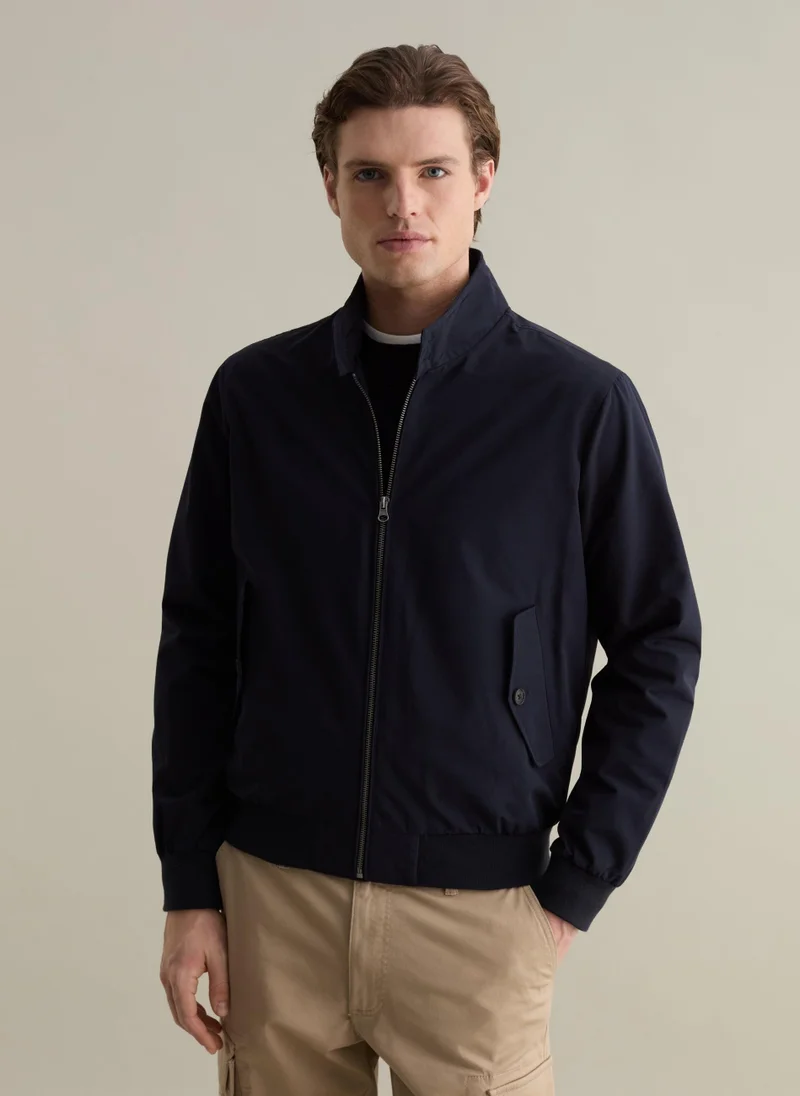 او في اس Dark Navy