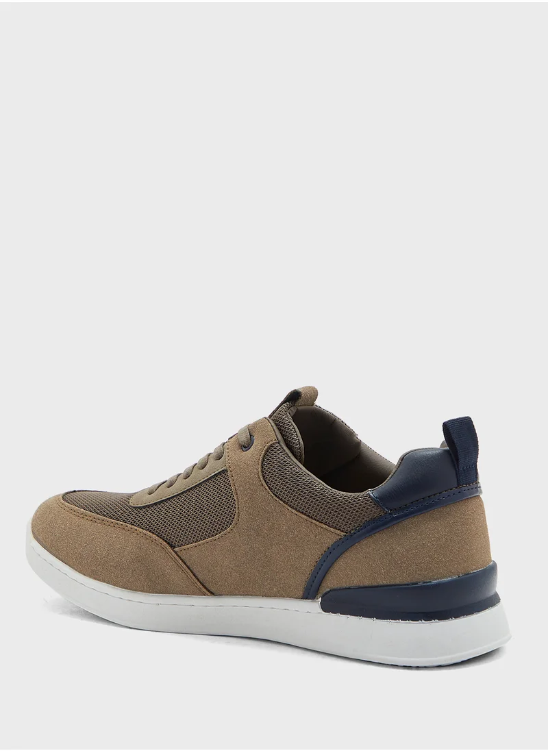 روبرت وود Perforation Detail Casual Sneakers
