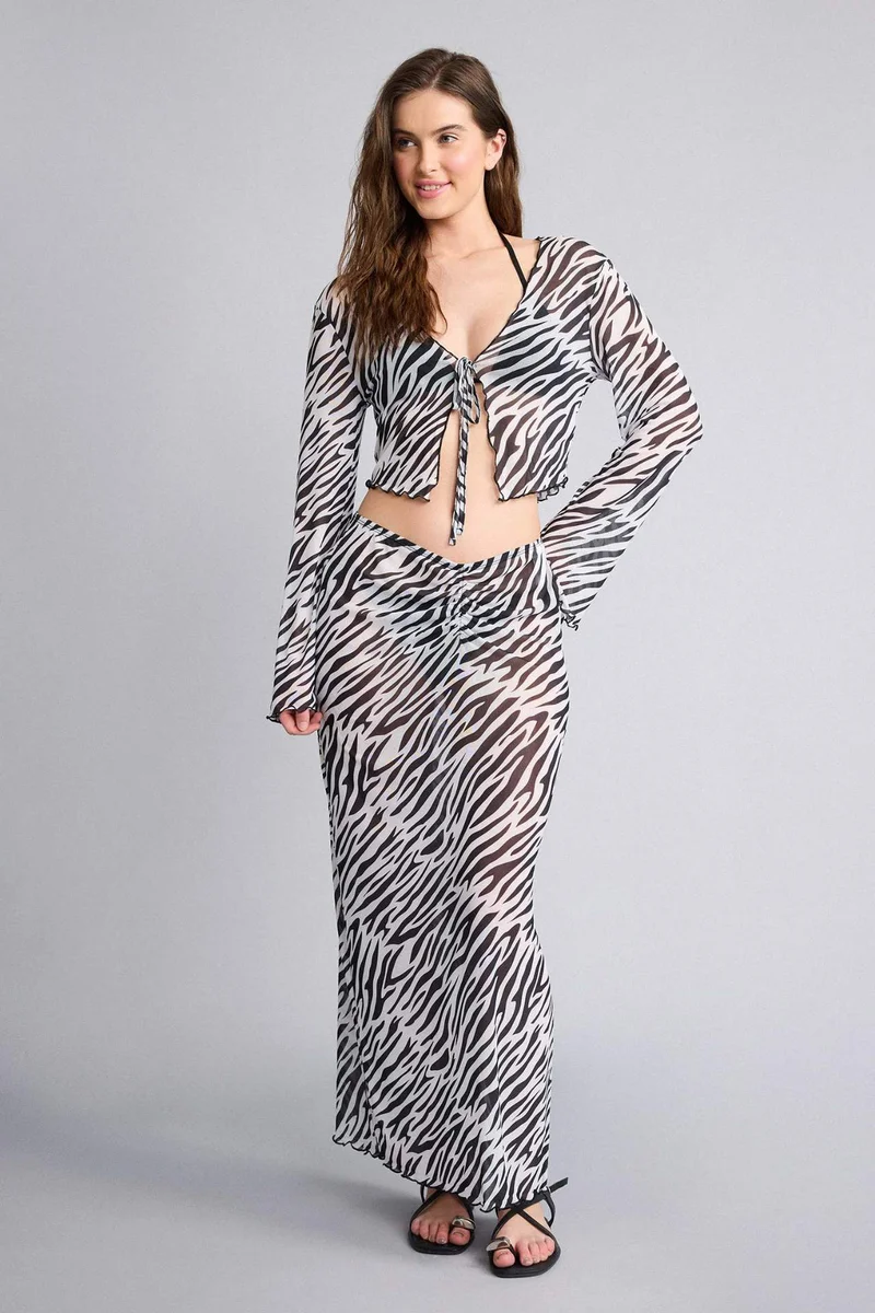 ديفاكتو Fall in Love Zebra Print Tulle Beach Bolero