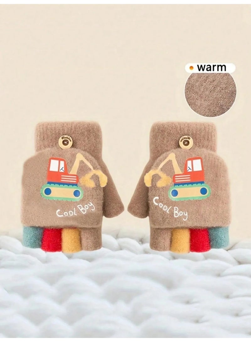 كفوف شتويه للاطفال باللون البيج بتصميم شاحنات لطيفه تضيف لمسة مرحة ودافئة لاطلالة طفلك الشتويه تناسب الاطفال عمر(4-2) سنه - Image 1