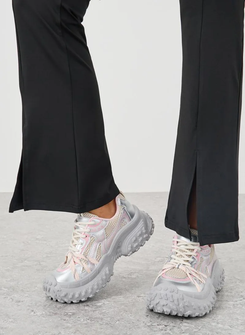 ستايلي اكتيف سنيكرز ستيلى برباط ونعل سميك