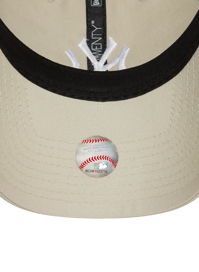 NEW ERA  9Twenty League Essential New York Yankees Cap for Men | Best Price UAE