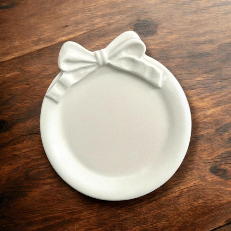 Nandini Homeware Nandini Homeware Hand Crafted White Concrete Trinket Bowls Use as Multipurpose Organiser and Home Decor Round Bow  - Image 1