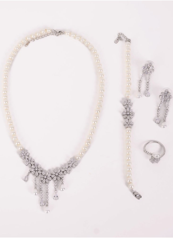 ALBAROO - Jewelry set studded with pearls and zircon in a rose pattern - Image 1