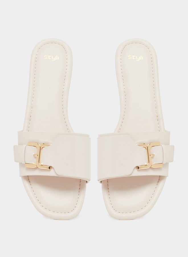 Styli Patent Design Buckle Detail Flat Sandals - Image 5