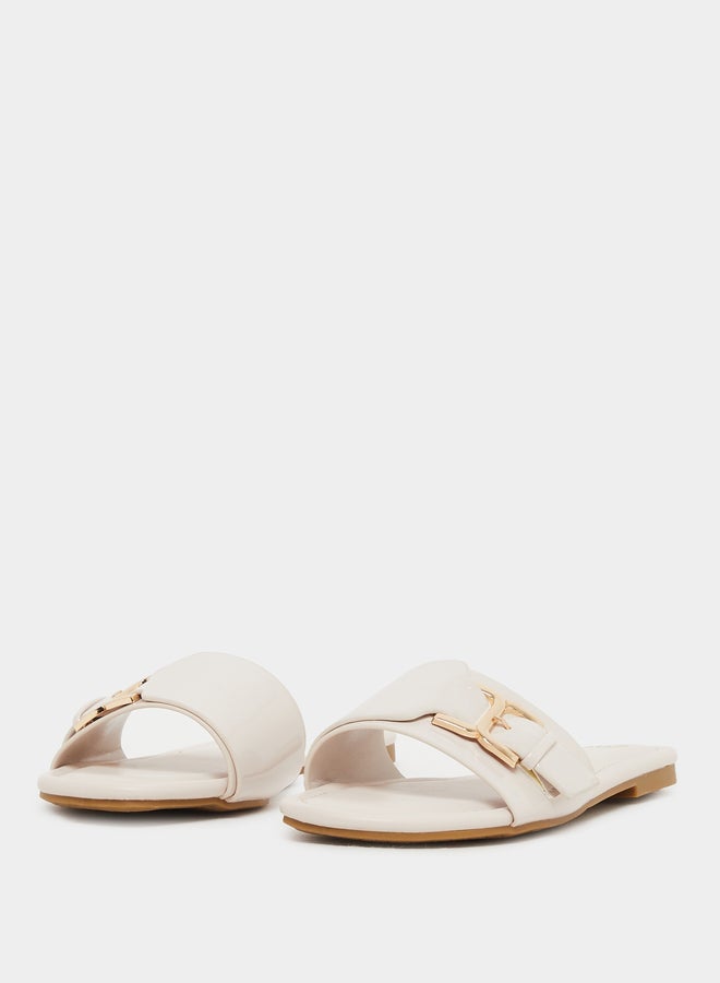 Styli Patent Design Buckle Detail Flat Sandals - Image 2