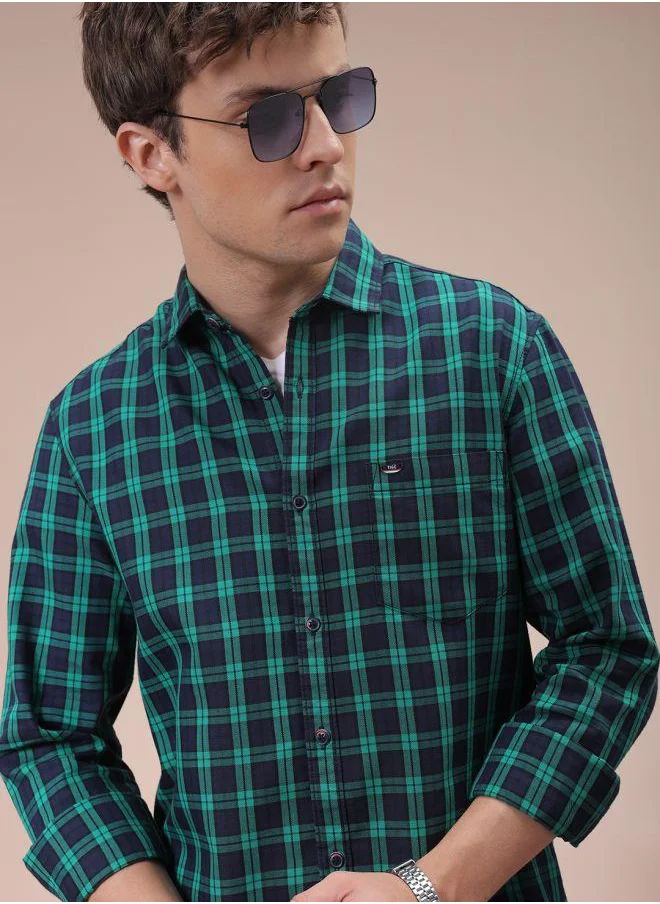 شركة المرآب الهندية Men Slim Fit Checkered Full Sleeves Cutaway Collar Casual Shirt