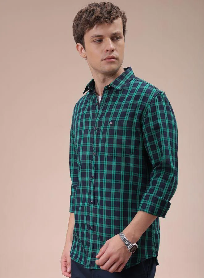The Indian Garage Co Men Slim Fit Checkered Full Sleeves Cutaway Collar Casual Shirt
