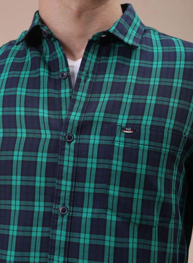 The Indian Garage Co Men Slim Fit Checkered Full Sleeves Cutaway Collar Casual Shirt