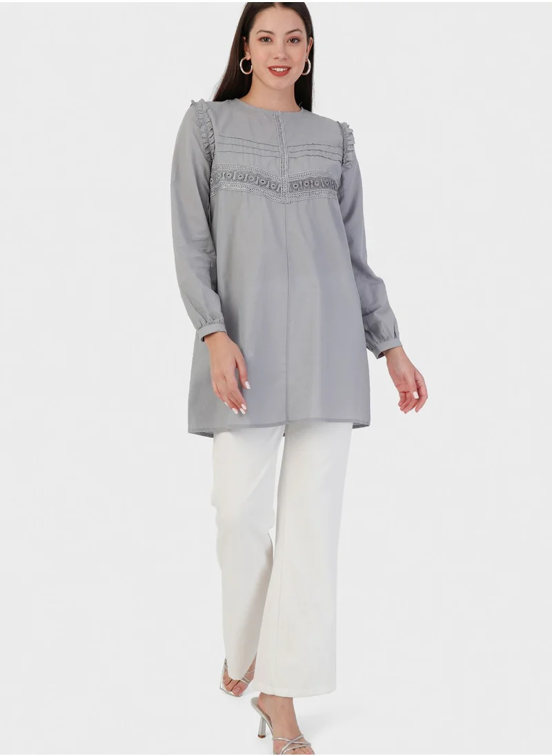 Refka by modanisa Crew Neck Ruffle Detail Tunic