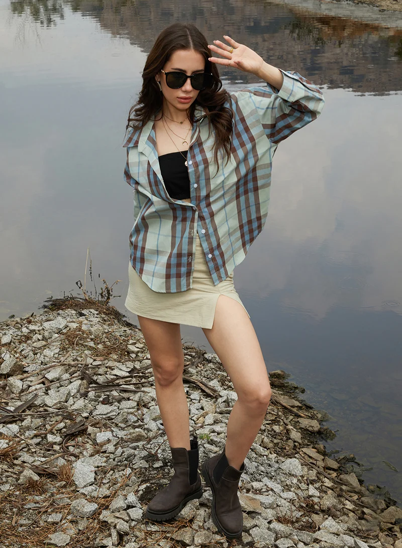 كامبوس سوترا Women's Sage Green Tartan Plaid Oversized Shirt