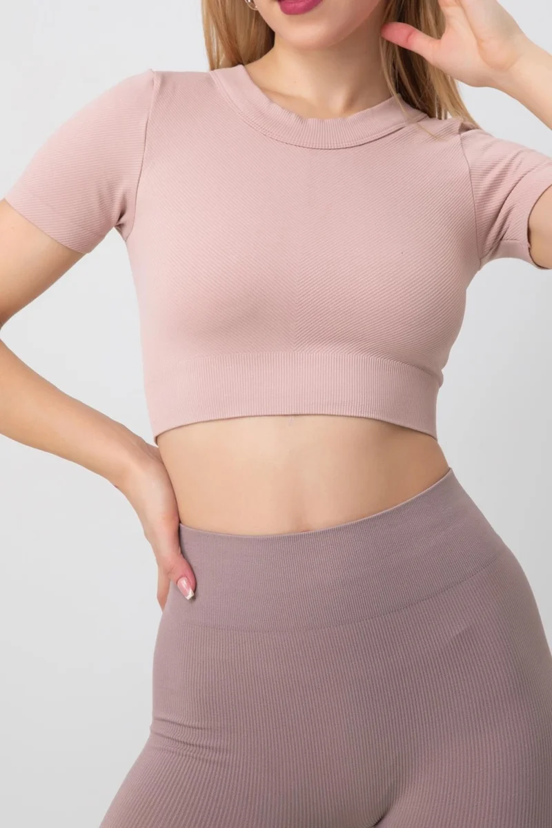 جيجوتو Doremi Seamless Ribbed Sports Crop T-Shirt