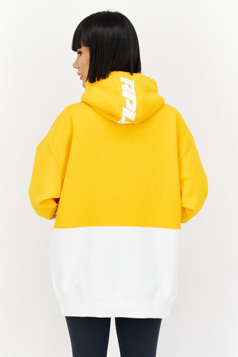 Aape BY *A BATHING APE® هودي بأكمام طويلة بشعار علامة تجارية للنساء، أصفر - Image 4