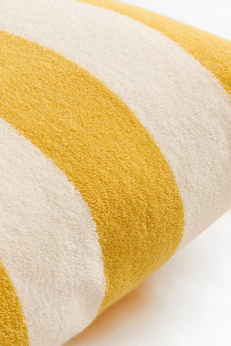 اتش اند ام وسادة للشاطئ من التيري