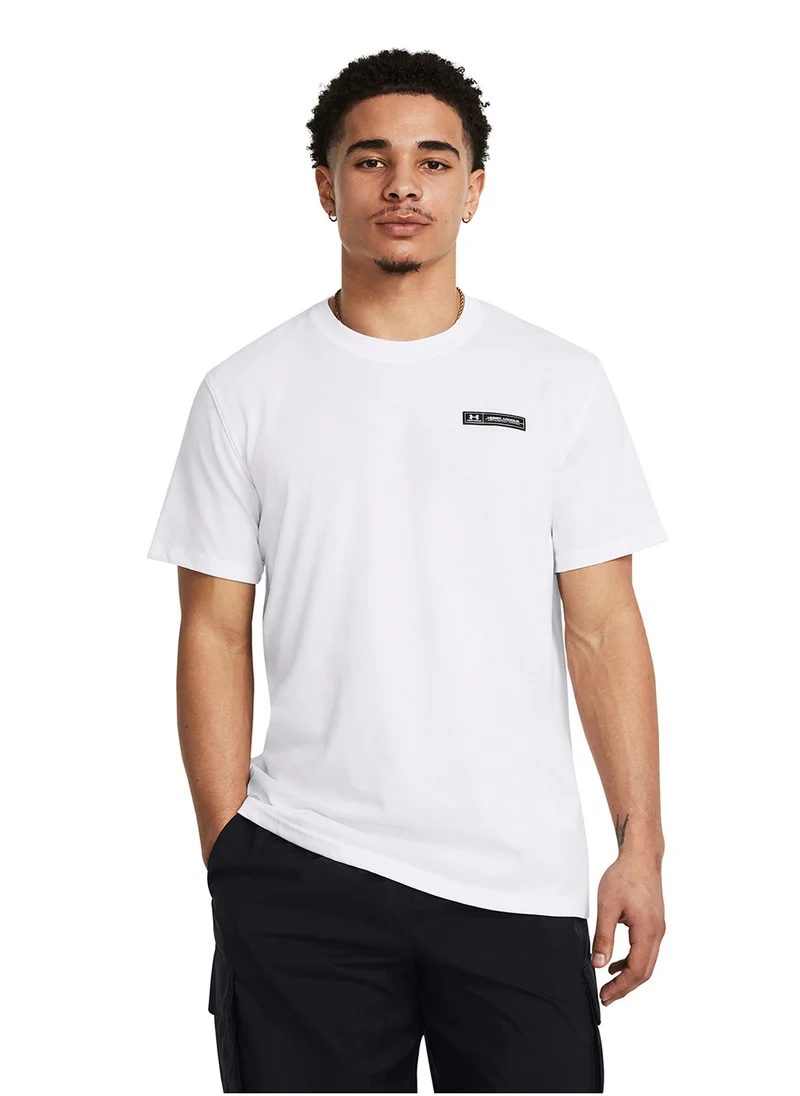 UNDER ARMOUR Heavyweight Armour Label T-shirt