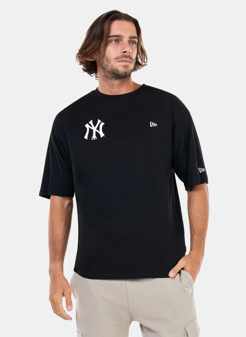 نيو ايرا New York Yankees Baseball Graphic Oversized T-Shirt