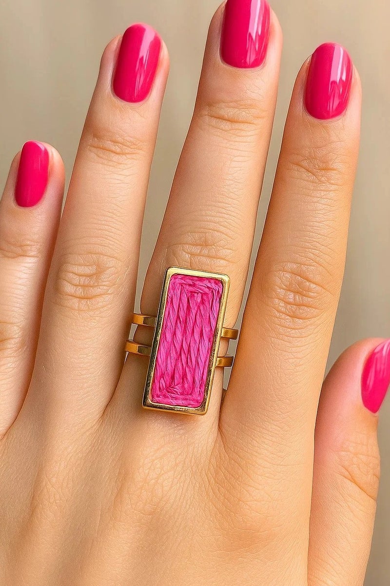 Vbranda A modern rectangular design ring with standout details rust-resistant. 