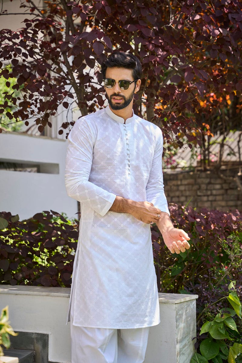 See Designs White Cotton Regular Fit Embroidered Kurta Set Mandarin Collar Long Sleeves_SDMKT109403L - Image 4