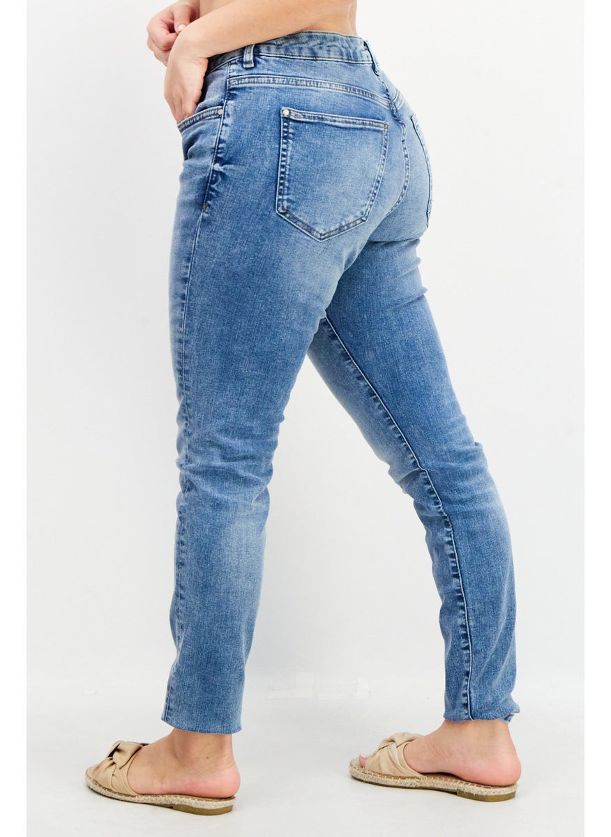 EDC Women Skinny Fit Dark Five Pocket Stretchable Jeans, Blue  - Image 3