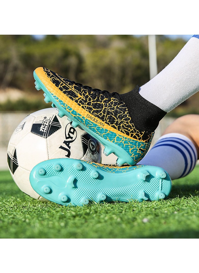 KUYING - New Comfortable Football Shoes for Men And Women - Image 1