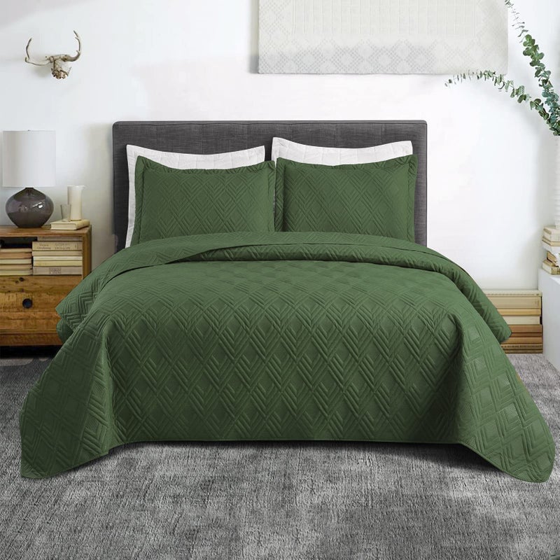 Hygge Hush Hygge Hush Summer Quilt Set King Size Olive Green L Pattern 3 Pieces Quilt Set Oversized Modern Style Bedspread Set for All Season 1 Quilt  2 Pillow Shams 