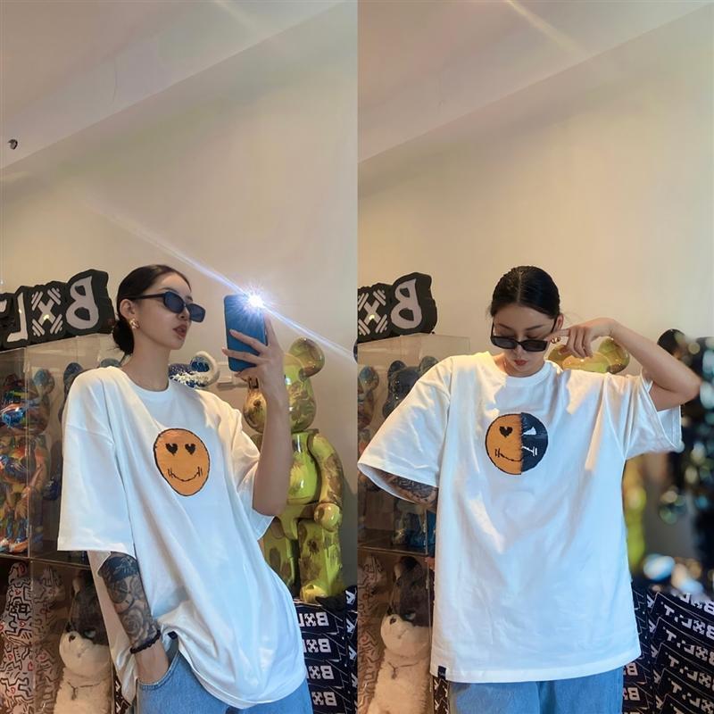 Smiley Face Color-Changing Bead Short-Sleeved Cotton T-Shirt Summer Wear Unisex Loose Round Neck Flip Sequin Fun Clothing White - Image 1