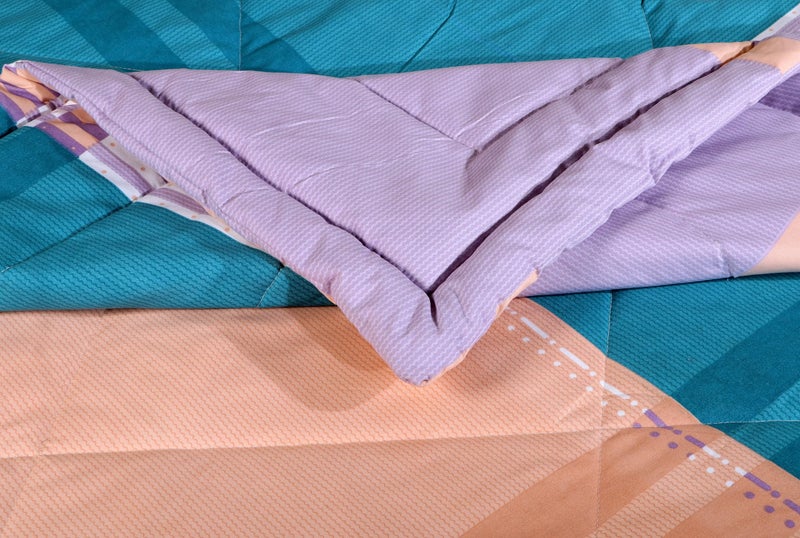 FLOATING DREAMS 220 TC Glace Cotton AC Comforter King Size Double Bed with Two King Pillow Covers, 3 Pieces Bedding Set - Image 5