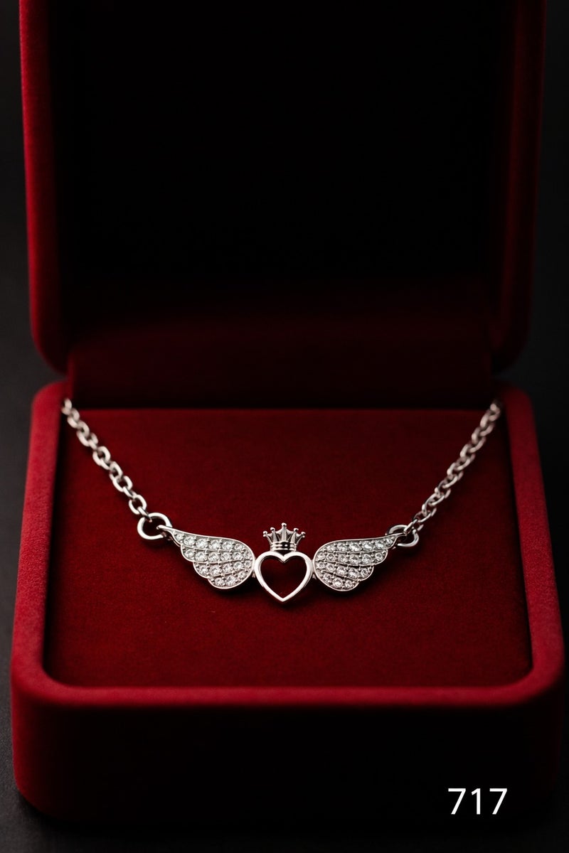 ثري دايموندز سلسلة حريمي قلب بجناحات مطلي بلاتين هدية رومانسية شيك للسيدات - Image 1