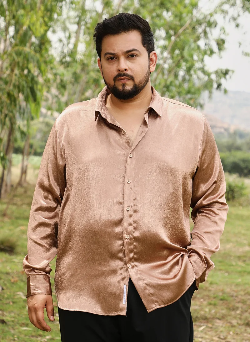 انستافاب بلس Instafab Men's Bronze Brown Gleaming Crushed-Satin Shirt | Spread Collar , Long Cuffed Sleeves , Button Closure | Solid Crushed Satin | Satin Shirt For Party  Wear