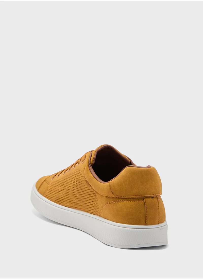 Seventy Five Casual Essential Sneakers