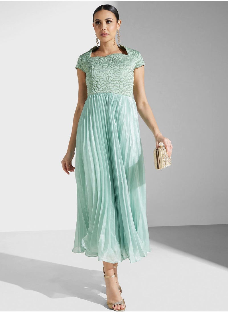 Threadz by Ajooni - Plisse Square Neck Dress - Image 1