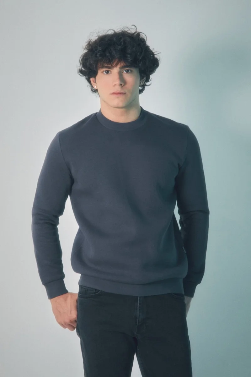 فولامودا Basic Crew Neck Sweatshirt
