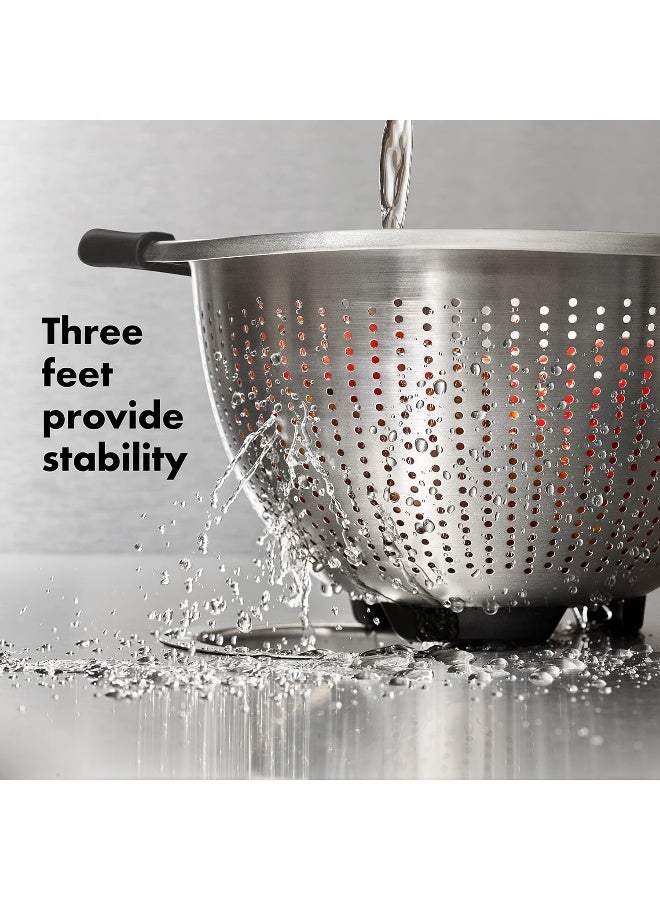 OXO Good Grips Stainless Steel 3 Qt./ 2.8L Colander - Image 3