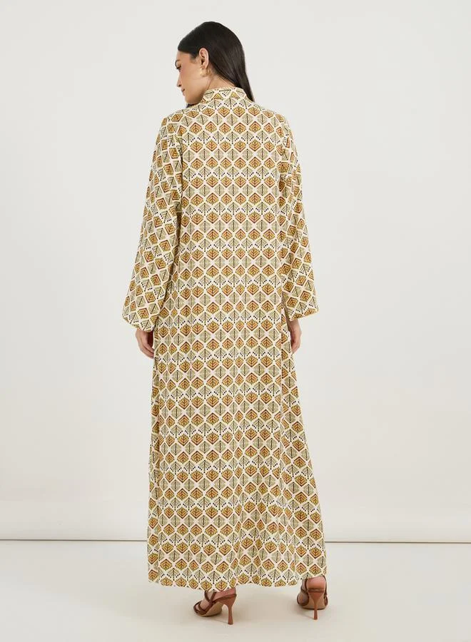 Styli All-Over Print Collared Jalabiya with Contrast Piping Detail