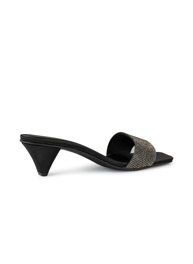 فينتشي صندل بكعب متوسط بحزام واحد