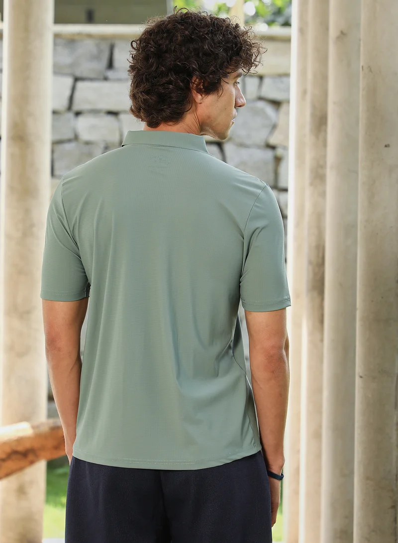 كامبوس سوترا Men's Sage Green Seamless Waffle Polo T-Shirt